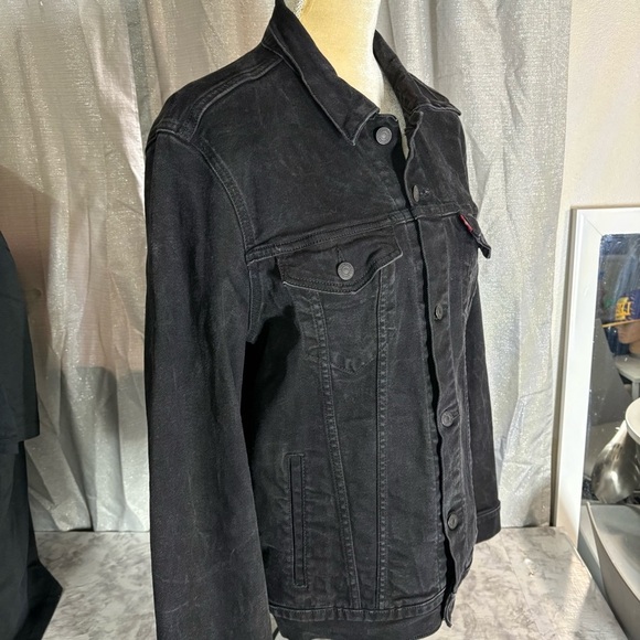 Vintage Levi’s Jean jacket for men size Large - Picture 10 of 16